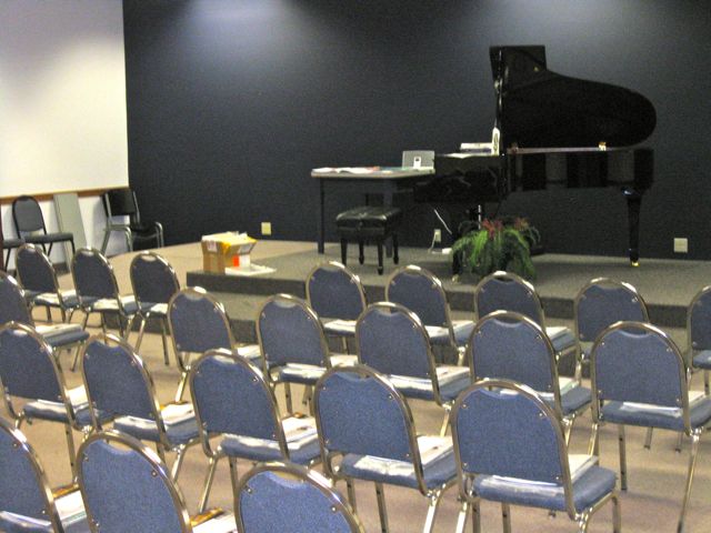 Ward Brodt, recital hall in music store