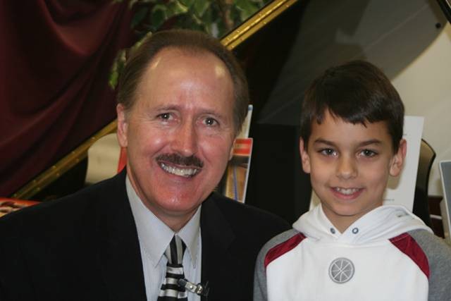 With young fan named Jacob (Senseney Music 3/7/07)